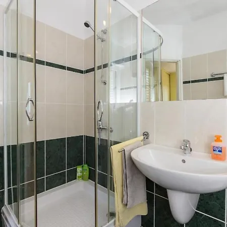 شقة Milic دوبروفينك