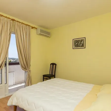 Milic Apartment